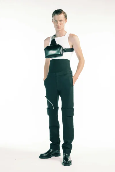 Look 19